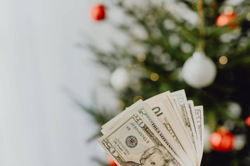 Saving Tips for Christmas